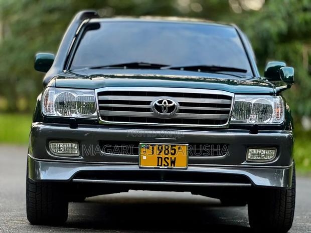 Toyota Land Cruiser 1998 Green