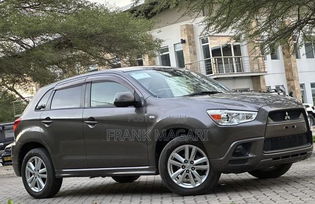 Mitsubishi RVR 2.0 2011 Gray