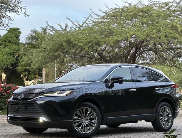 Toyota Harrier Hybrid Z 2021 Matt Black