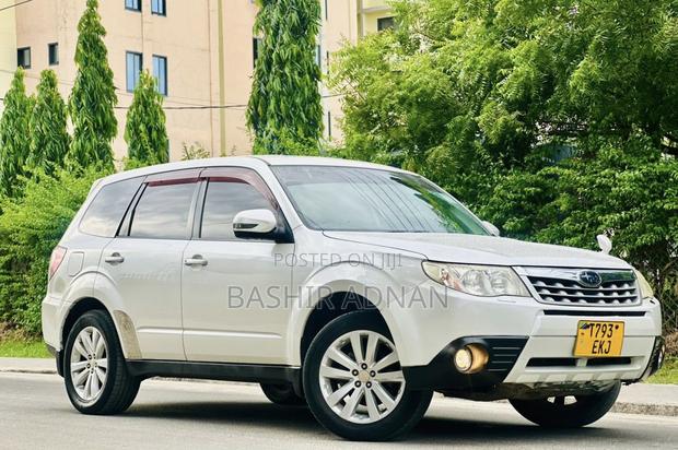 Subaru Forester 2010 White