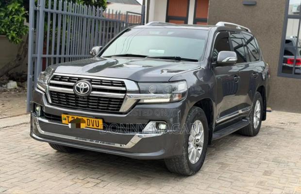 Toyota Land Cruiser 2008 Gray