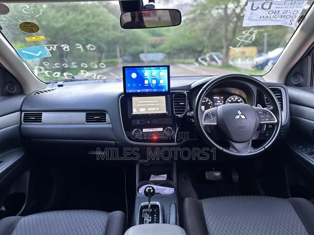 Mitsubishi Outlander 2014 Black