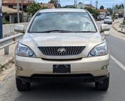 Toyota Harrier 2004 Gold for sale