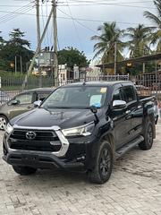 Toyota Hilux 2022 Black for sale
