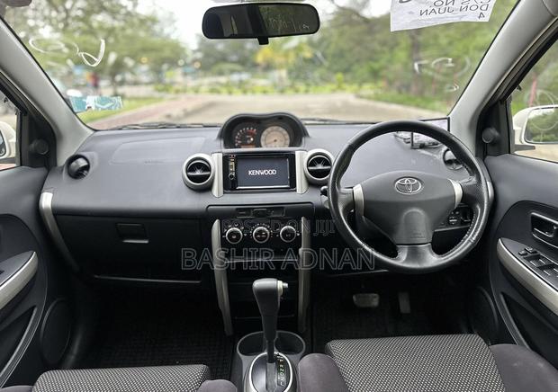 Toyota IST 2003 Pearl