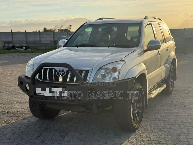 Toyota Land Cruiser Prado 2007 Silver