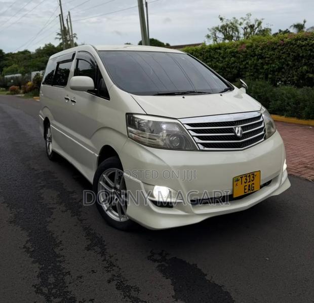 Toyota Alphard 2.4 Petrol AWD 2006 White