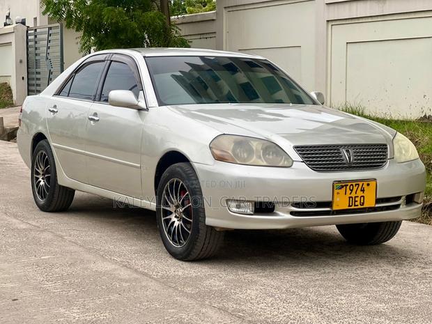 Toyota Mark II 2003 Silver