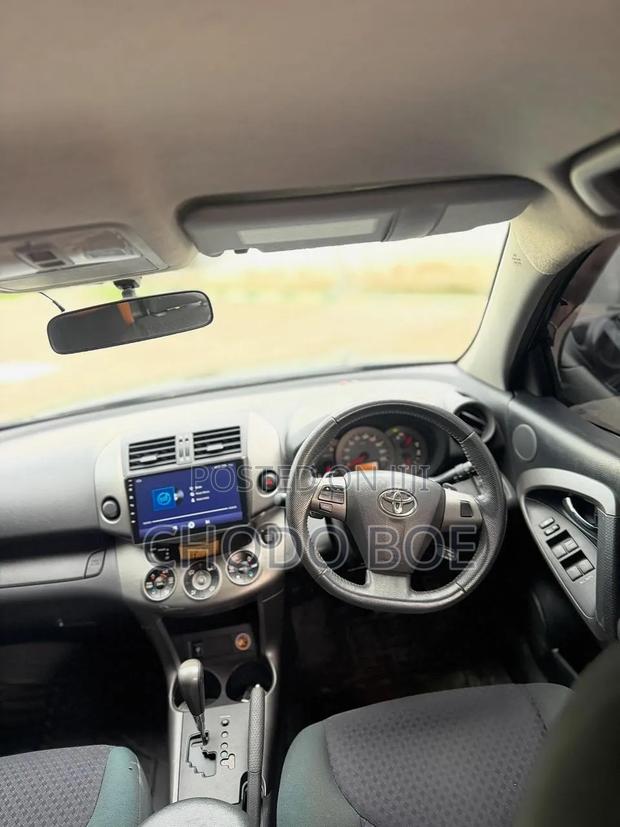 Toyota Vanguard 2012 Black