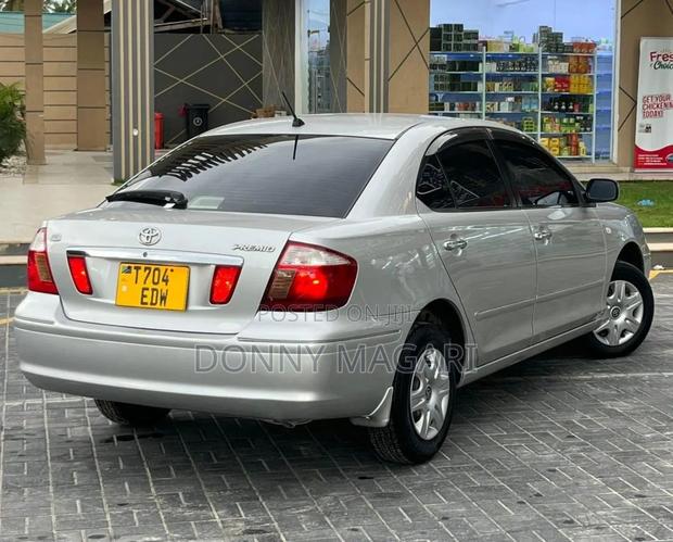 Toyota Premio 2004 Silver