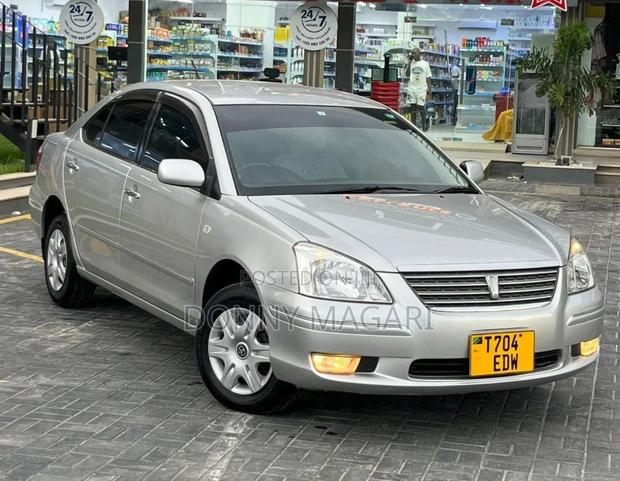 Toyota Premio 2004 Silver