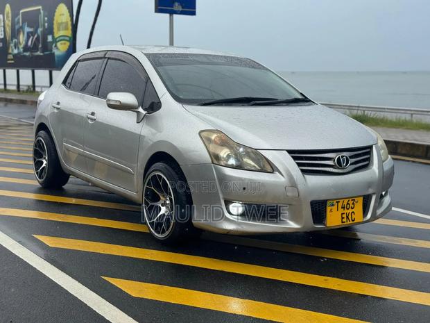 Toyota Blade 2006 Silver
