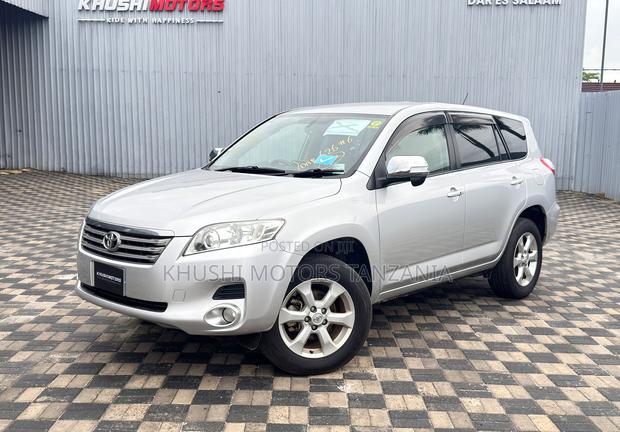 Toyota Vanguard 2007 Silver
