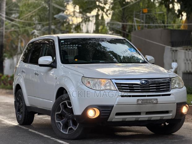 Subaru Forester 2009 White