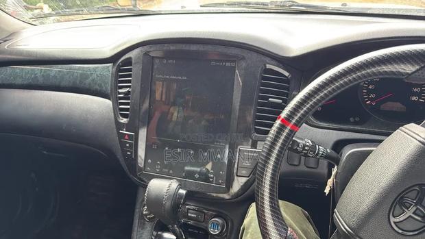 Toyota Kluger 2005 Black
