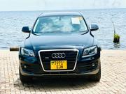 Audi Q5 2010 Black for sale