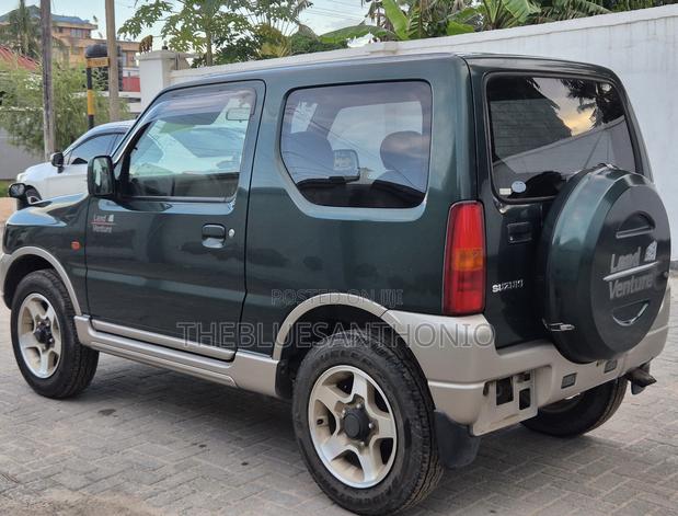 Suzuki Jimny 2000 Green