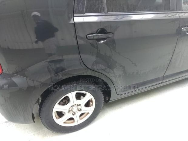 Toyota Corolla Rumion Hatchback 1.5 FWD 2010 Black