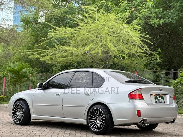 Subaru Legacy 2006 Silver