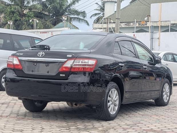 Toyota Premio 1.8 AWD 2013 Black