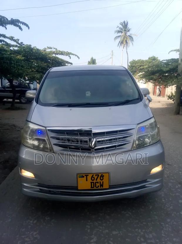 Toyota Alphard 2006 Silver