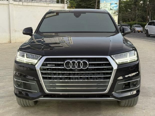 Audi Q7 2.0T Premium AWD quattro 2017 Black