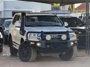 Toyota Land Cruiser 2021 White for sale