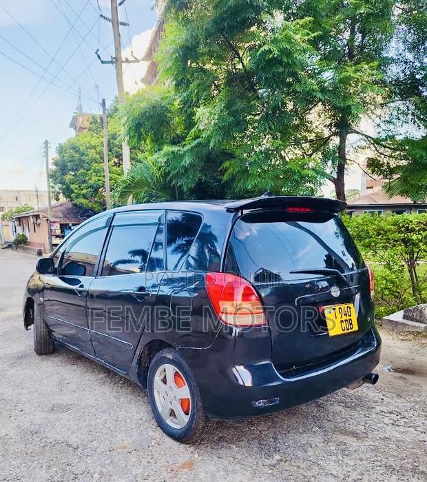 Toyota Corolla Spacio 2005 Black