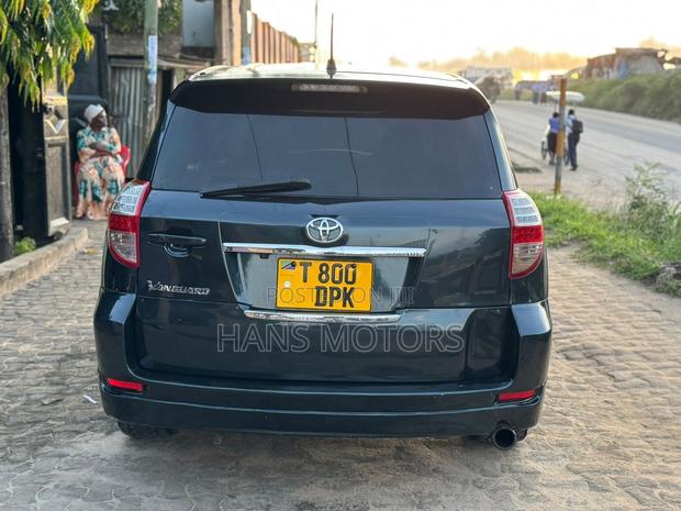 Toyota Vanguard 2009 Black