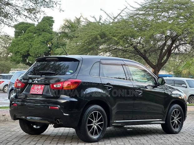 Mitsubishi RVR 2013 Black