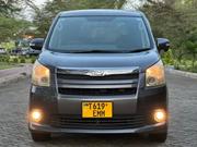 Toyota Noah 2009 Gray for sale