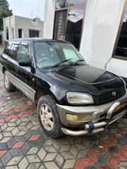 Toyota RAV4 Base FWD 2001 Black for sale