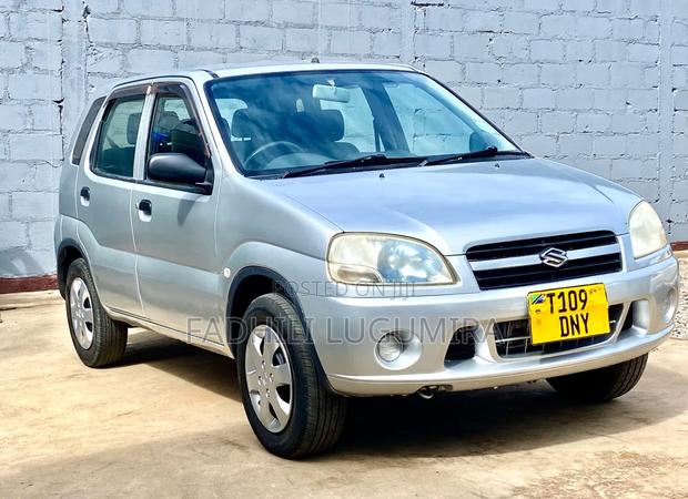 Suzuki Swift 2002 Silver