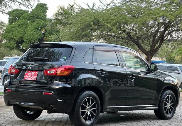 Mitsubishi RVR 2013 Black