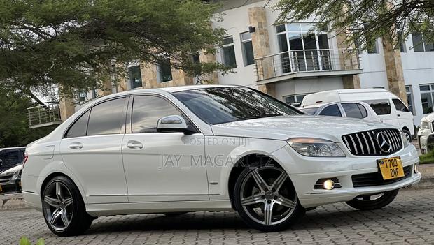Mercedes-Benz C-Class 2008 White