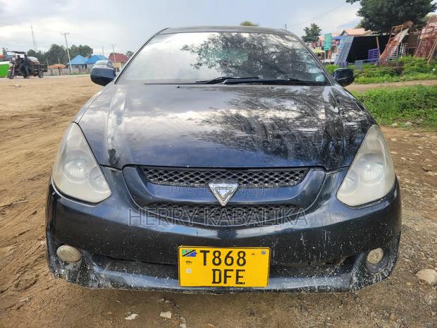 Toyota Caldina 2016 Blue