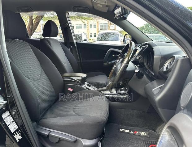 Toyota RAV4 2009 Black