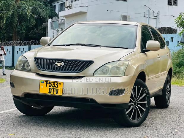Toyota Harrier 2005 Gold