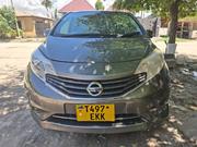 Nissan Note 2013 Gray for sale