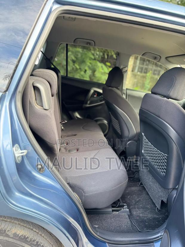 Toyota RAV4 2006 Blue