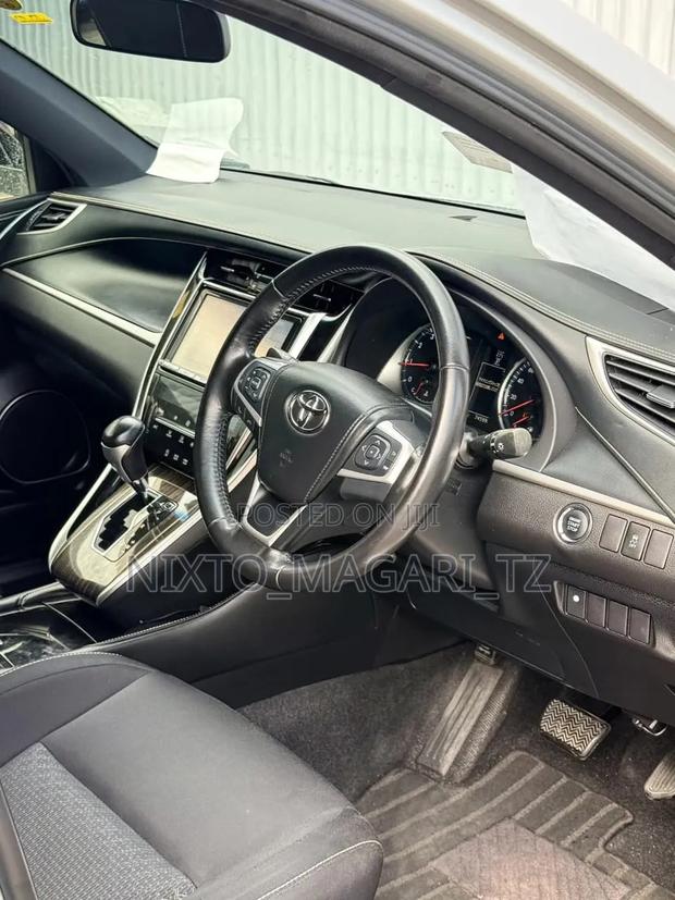 Toyota Harrier 2014 Silver