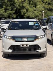 Toyota Harrier 2018 White for sale