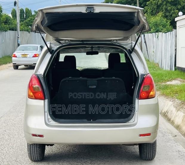 Toyota Corolla Spacio 2005 Silver