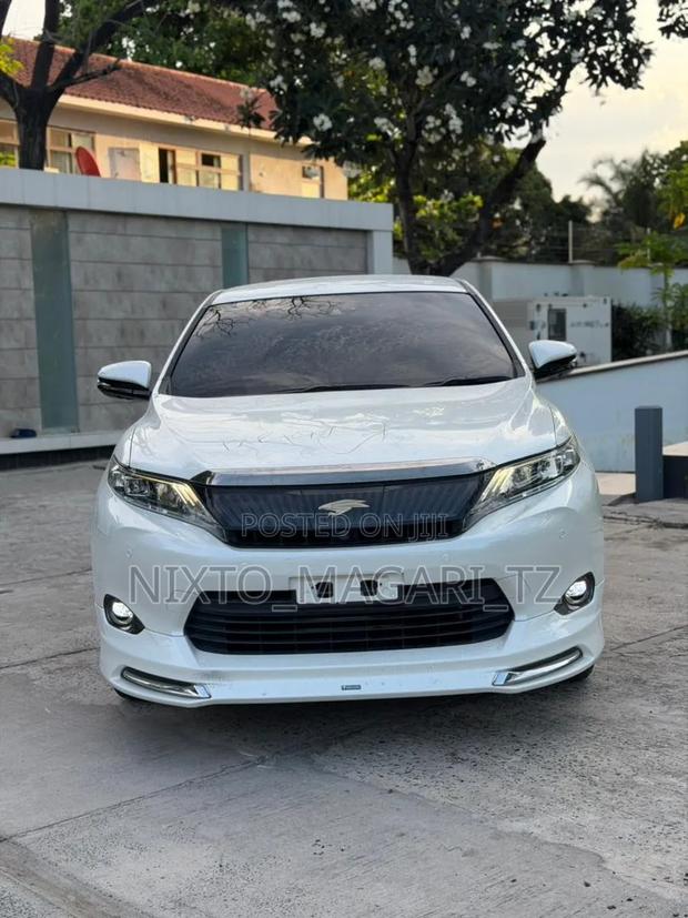 Toyota Harrier 2016 White