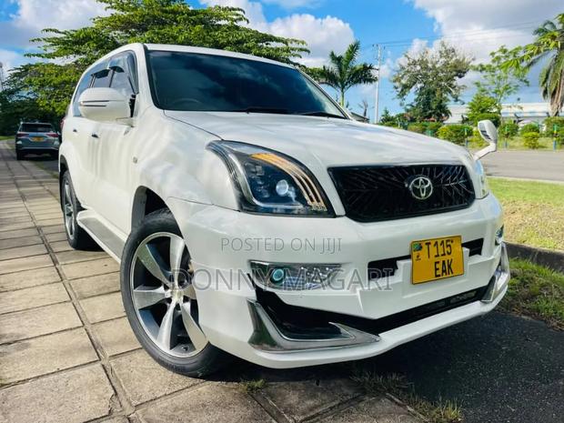 Toyota Land Cruiser Prado 2007 White