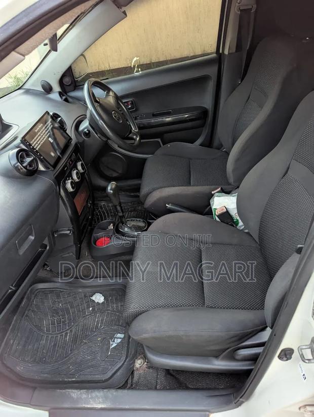 Toyota IST 2004 White