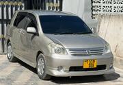 Toyota Raum 2004 Silver for sale