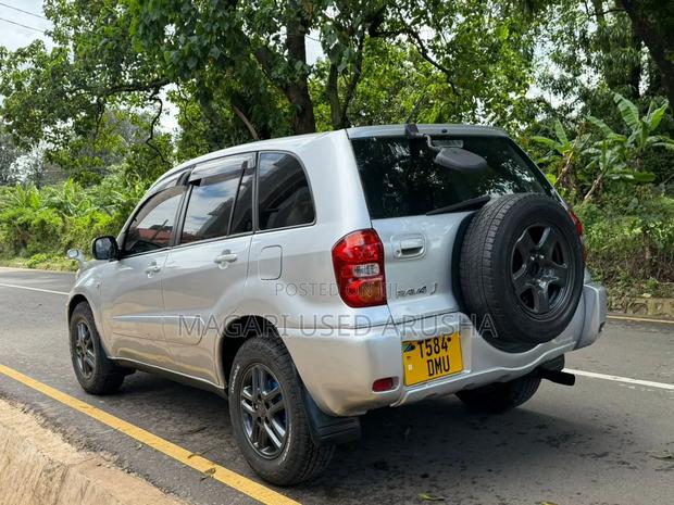 Toyota RAV4 2005 Silver