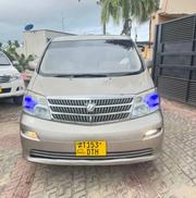 Toyota Alphard 2004 Gold for sale