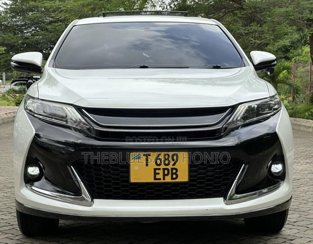 Toyota Harrier 2015 White